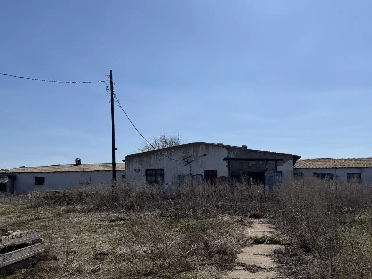 Здание под разбор - Стройматериалы б/у (Барахолка) в Оренбург