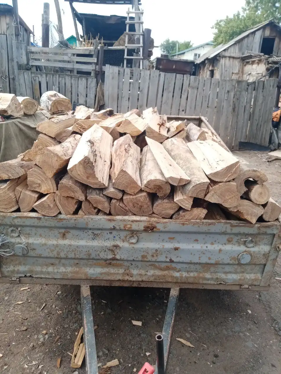 Продажа дров и прицепа автомобильного