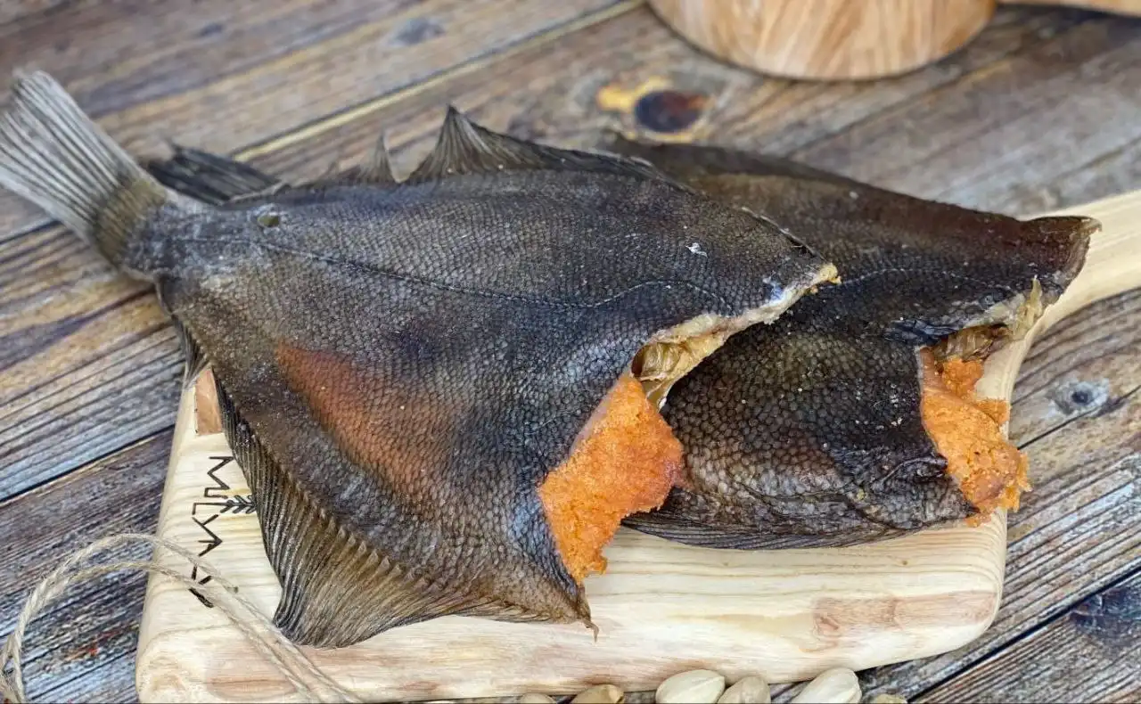 Улитка фаршированная и вяленый мурманский ёрш в Оренбурге