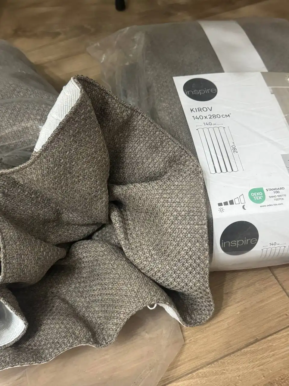 Продажа новых штор из Леруа