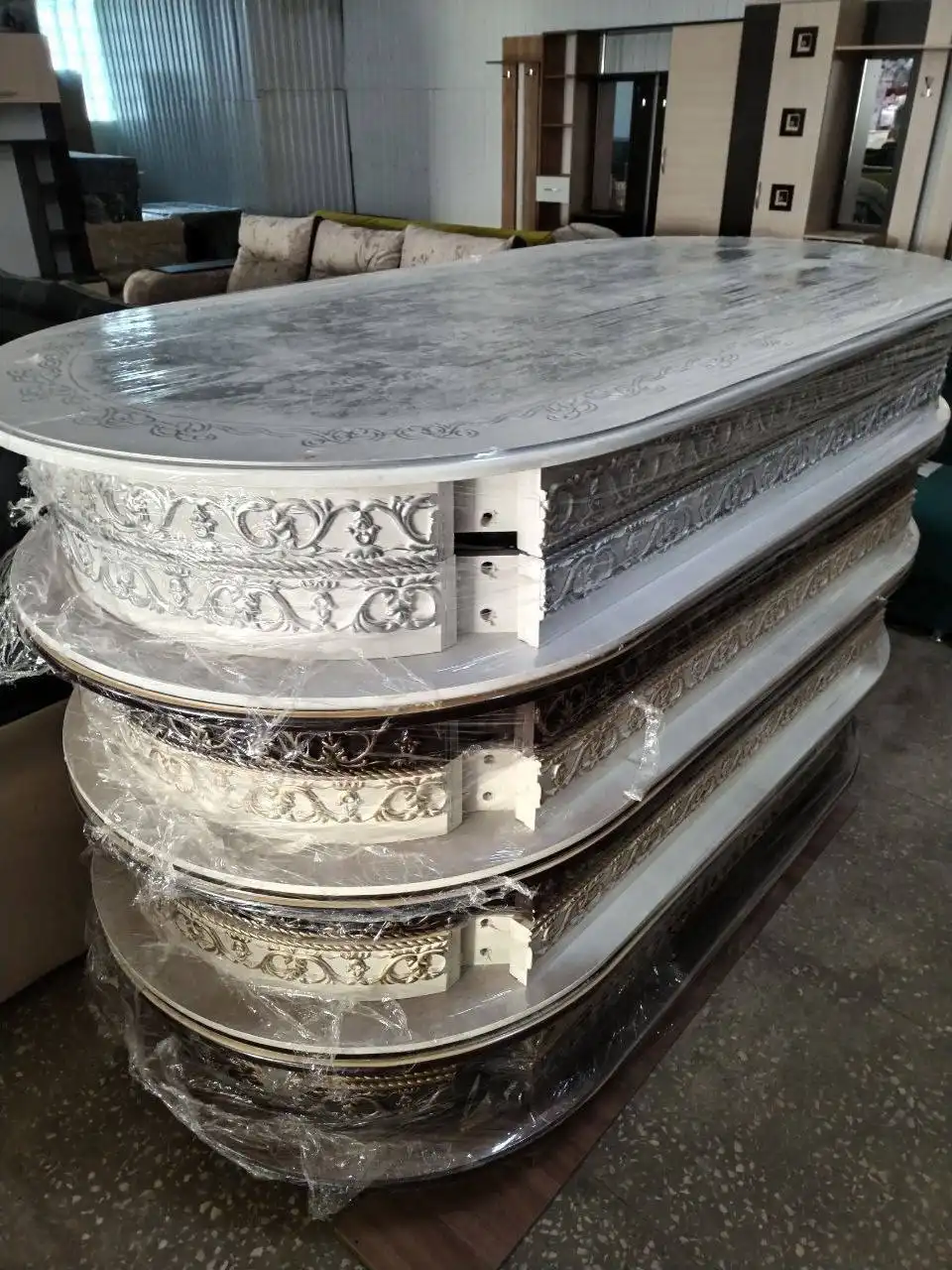 Раздвижные столы разных размеров и расцветок - Мебель (Для дома и дачи) в Оренбург