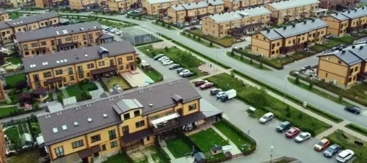Продажа таунхауса 55м2 с участком ИЖС в Оренбурге - Таунхаус (Недвижимость) в Оренбург