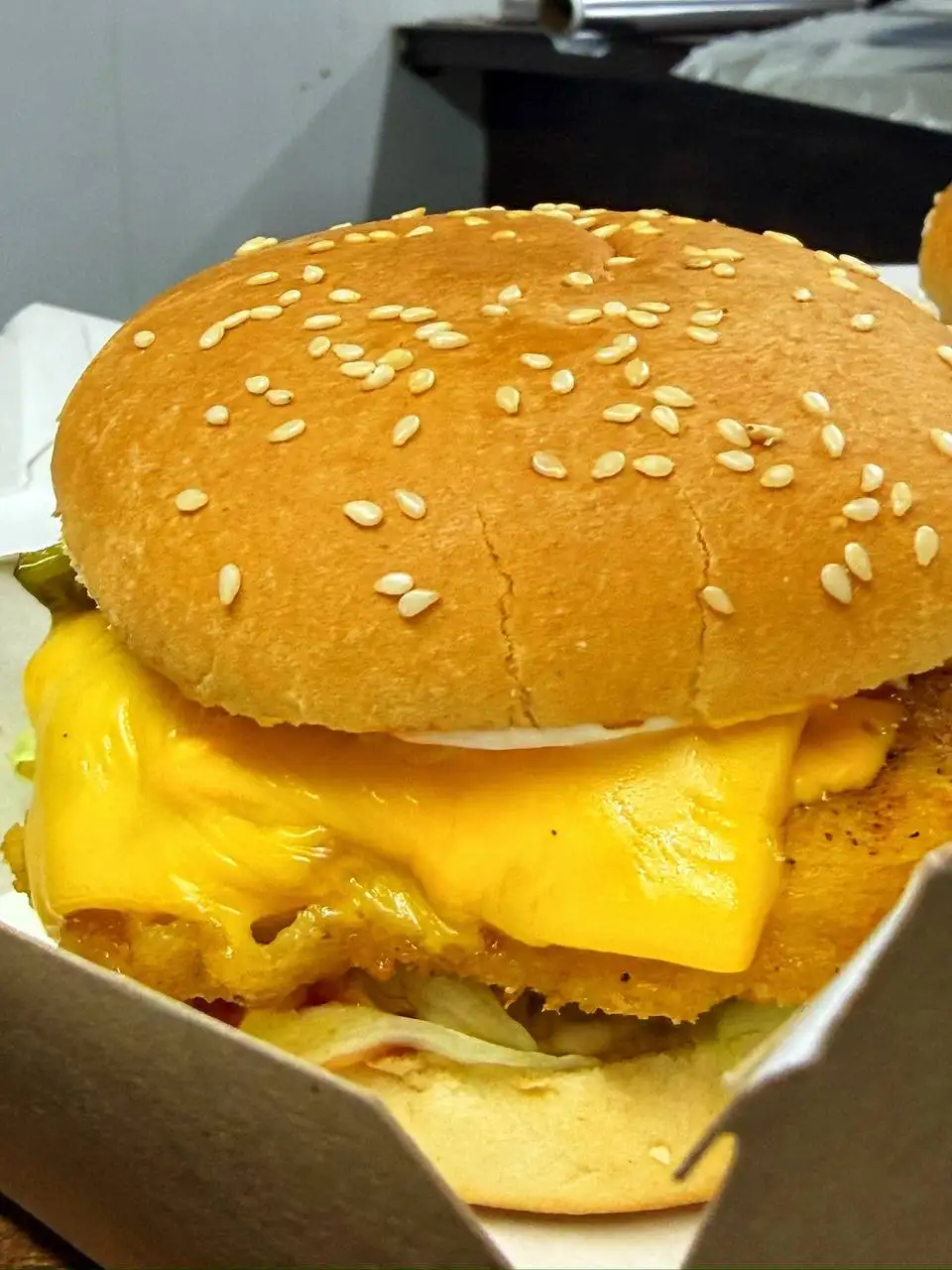 Меню фастфуда с курочкой-гриль и наборами - Барахолка в Оренбург