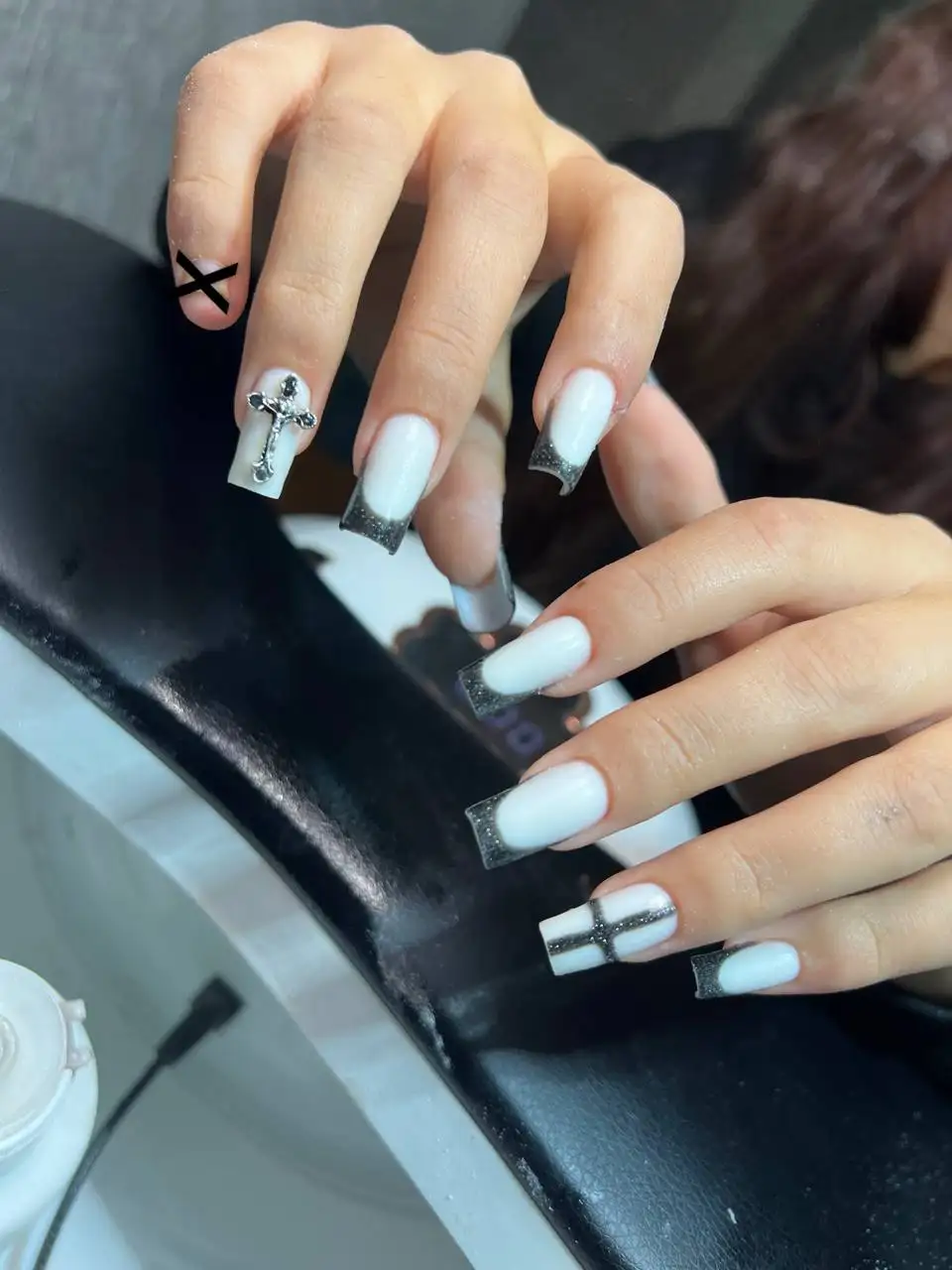 Маникюр и наращивание ногтей от сертифицированного мастера - Маникюр и педикюр (Услуги) в Оренбург