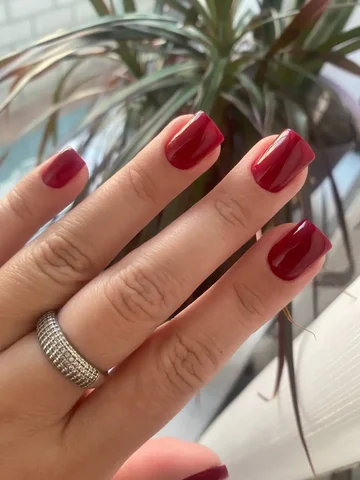 Маникюр и педикюр Времена года - Грузоперевозки и грузчики в Оренбург