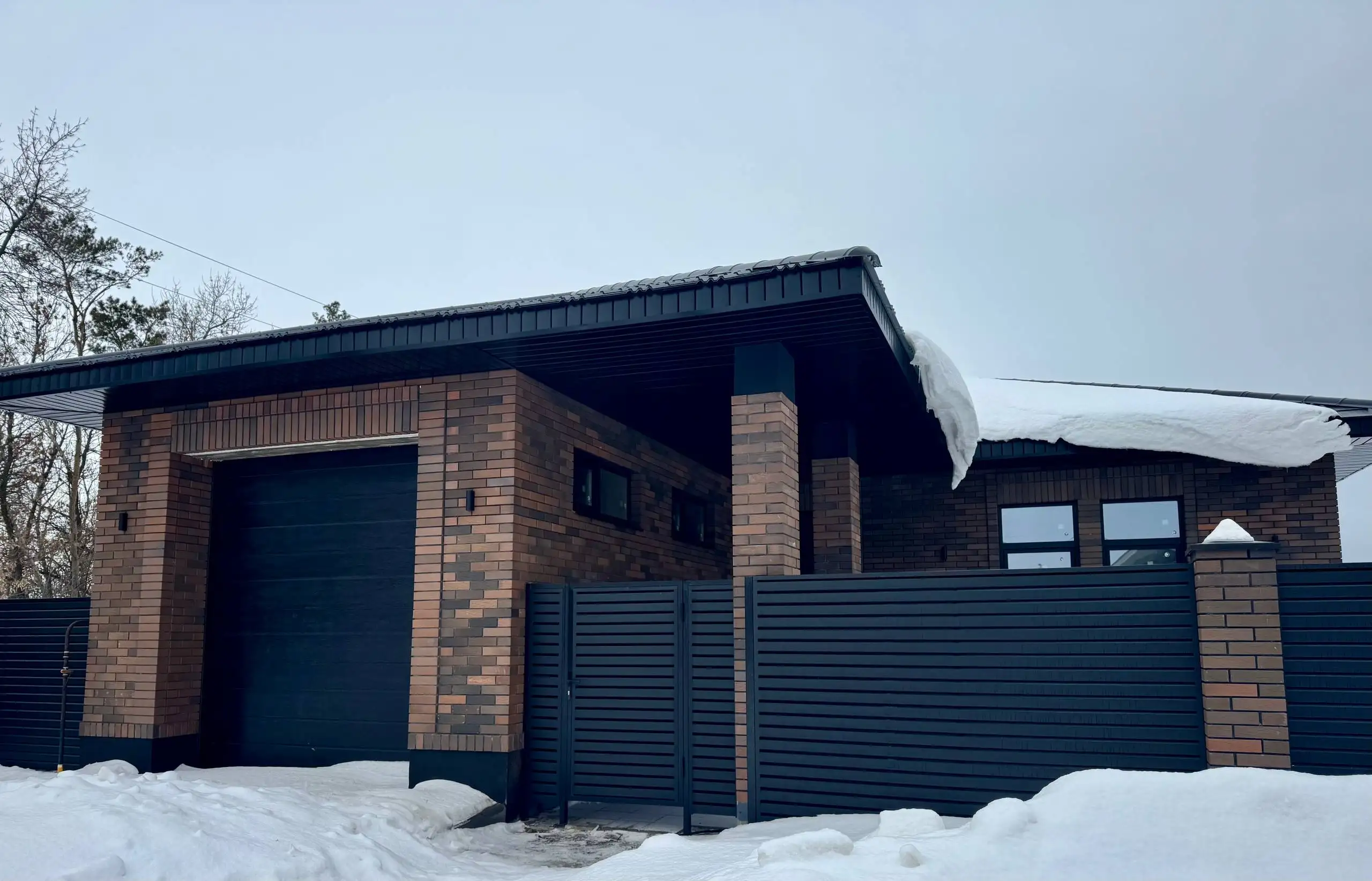 Готовый дом комфорт-класса в пригороде Оренбурга - Дома (Недвижимость) в Оренбург