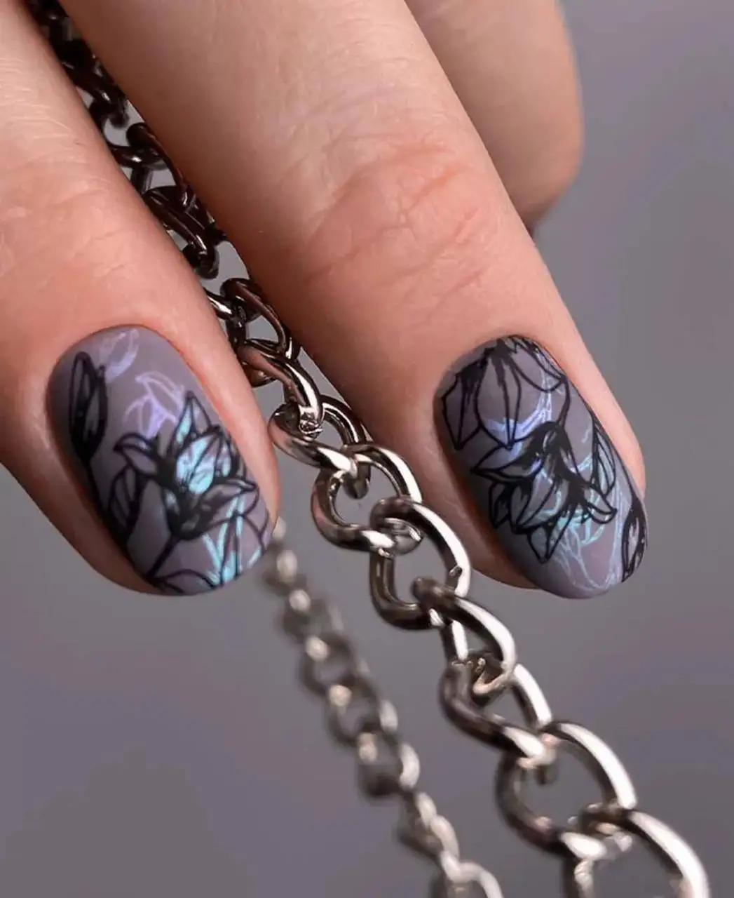 Маникюр и педикюр в районе Времена года - Красота и здоровье (Услуги) в Оренбург