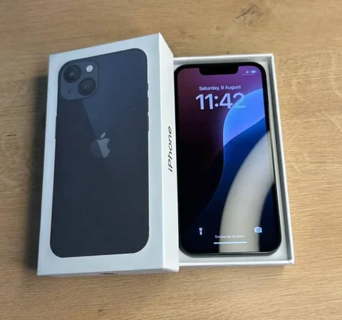 Айфон 13, 128гб в отличном состоянии - Power bank в Оренбург