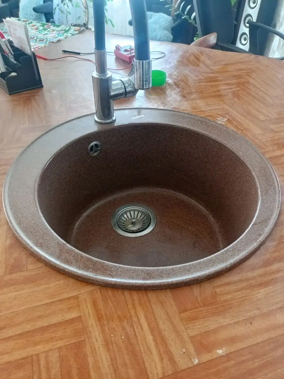 Продам смеситель без сколов и царапин - Сантехника (Для дома и дачи) в Оренбург