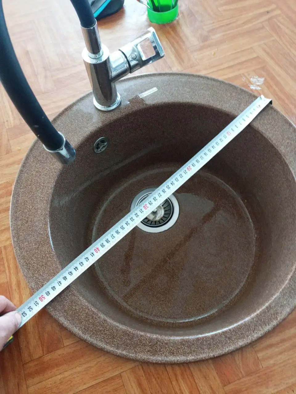 Продам смеситель без сколов и царапин - Сантехника (Для дома и дачи) в Оренбург