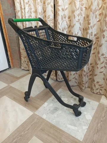 Продам пластиковую тележку для дачи и транспортировки - Инструменты в Оренбург