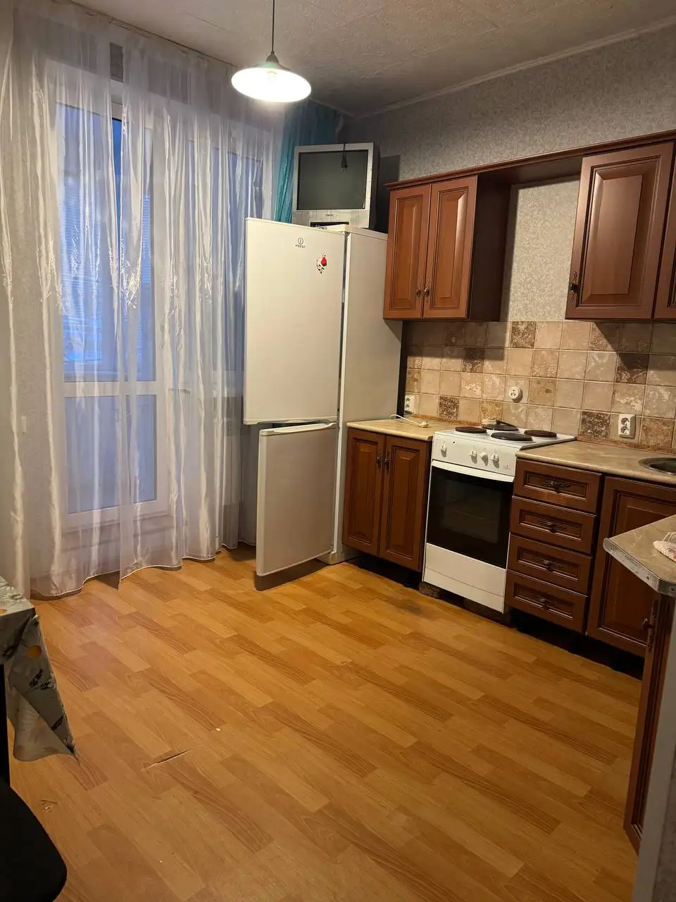 Сдается уютная однокомнатная квартира на длительный срок в Оренбурге - Аренда квартир (Недвижимость) в Оренбург