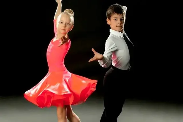 Набор на спортивные бальные танцы и хореографию - Печать фотографий в Оренбург