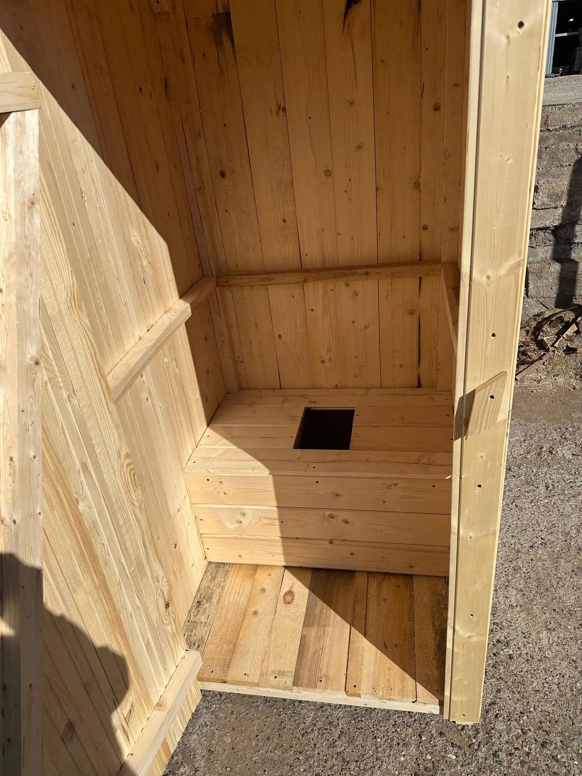 Уличный туалет в наличии - Сантехника (Для дома и дачи) в Оренбург