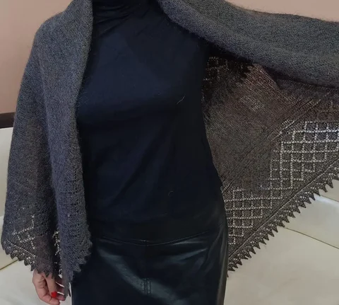 Пуховая шаль ручной вязки - Коляски в Оренбург