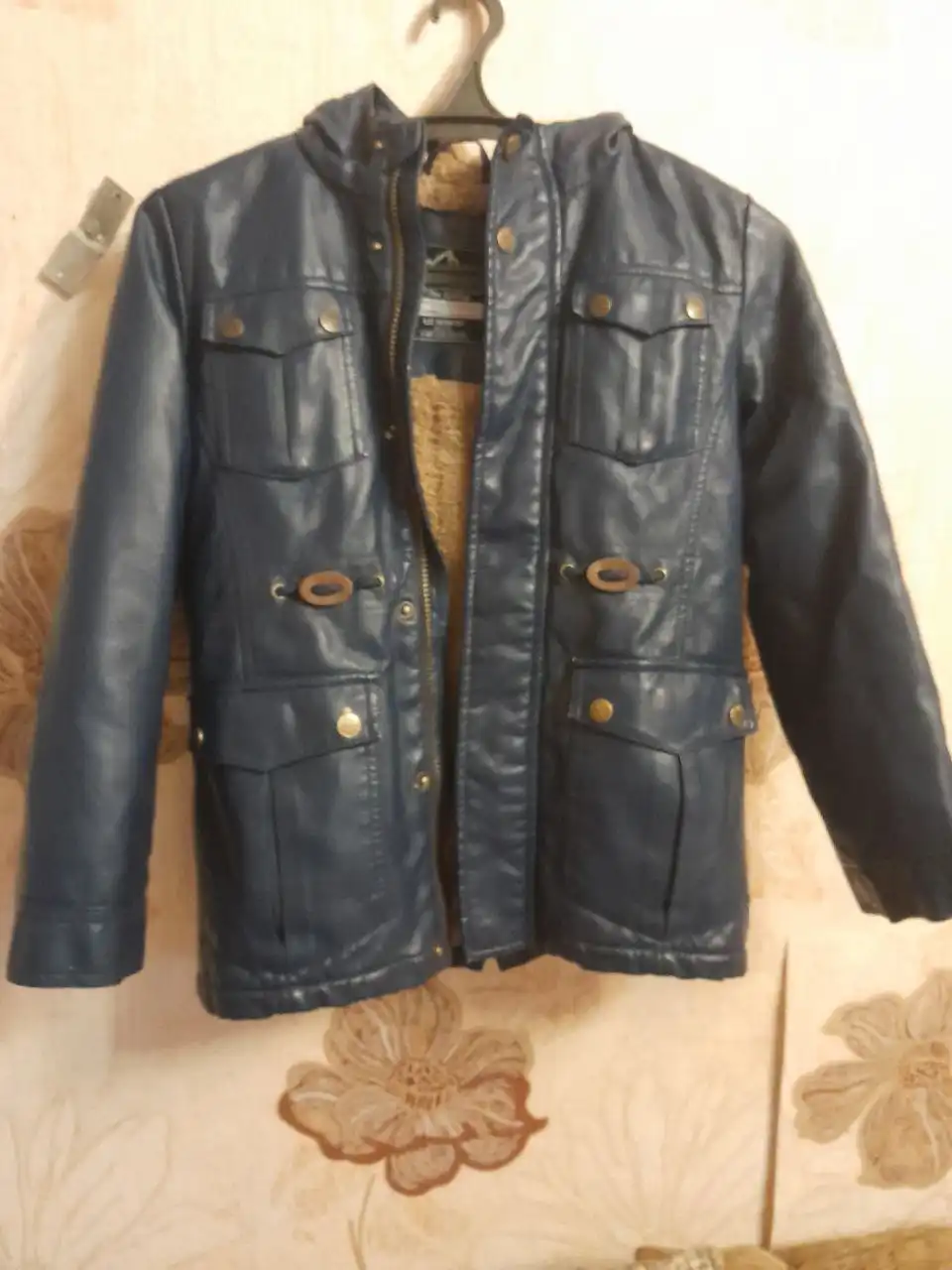 Кожаная куртка для мальчика