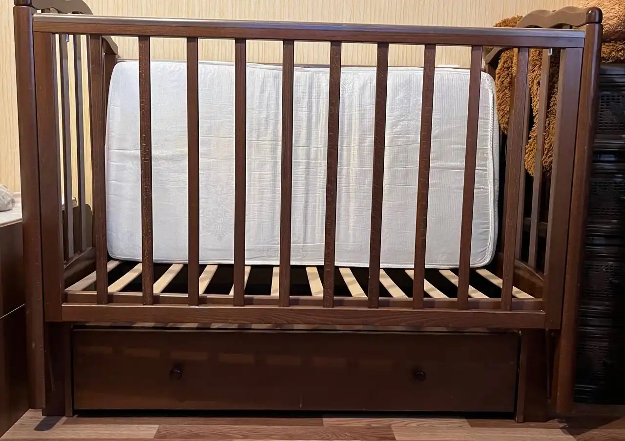 Кроватка для новорожденного с ортопедическим матрасом