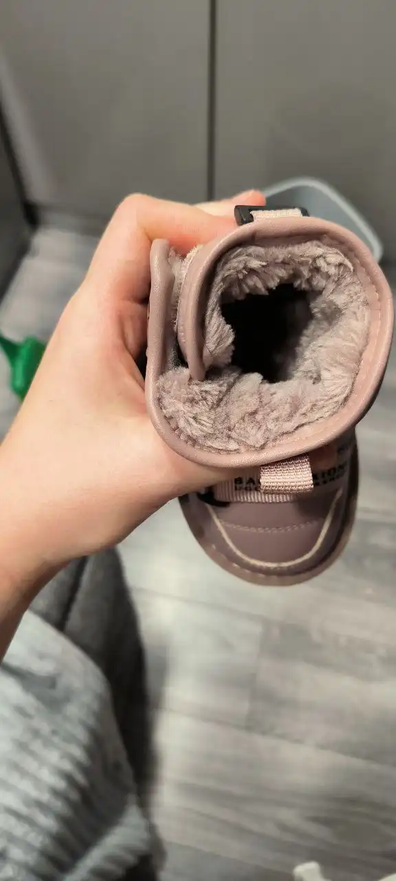 Продам зимние ботинки