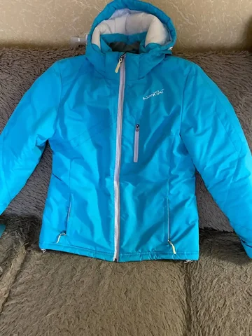 Куртка спортивная размер М - частное объявление в Заречный