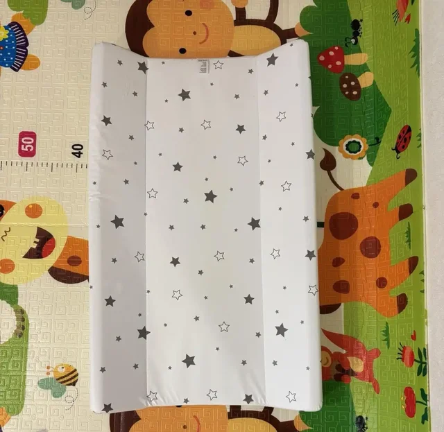 Продажа детских товаров: пеленальная доска, весы, кроватка, горка для купания - частное объявление в Заречный