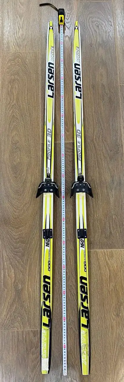 Комплект лыж Larsen с ботинками и палками для детей 8-11 лет - Лыжи (Хобби и отдых) в Заречный
