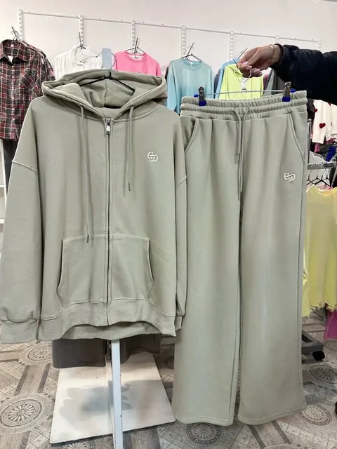 Теплые костюмы остатки - частное объявление в Заречный