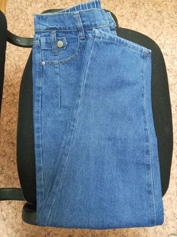 Продам новые джинсы размер 30 - Одежда в Заречный