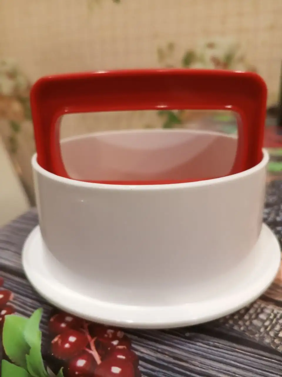 Продам котлетницу Tupperware - Кухонная утварь (Для дома и дачи) в Заречный