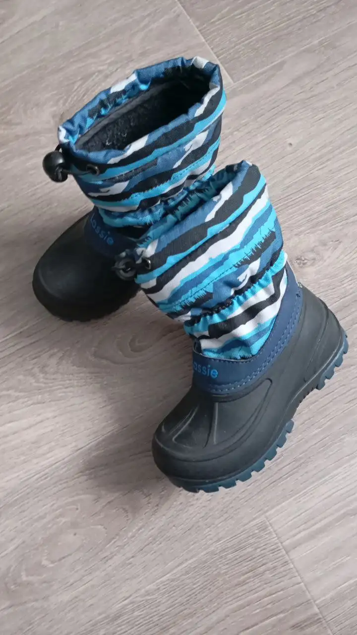 Продают 27р. (16,5 см.) - Барахолка в Заречный