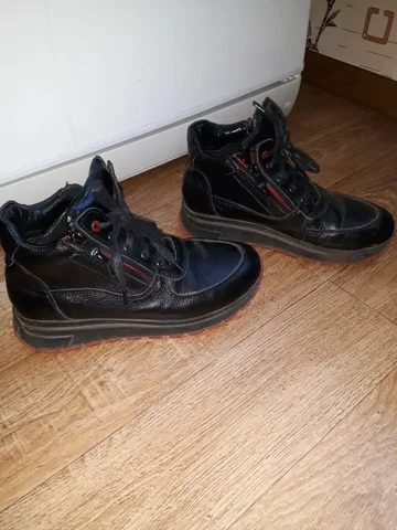 Натуральная кожа весна-осень - Головные уборы в Заречный