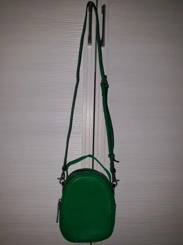 Натуральная кожа новая - Головные уборы в Заречный