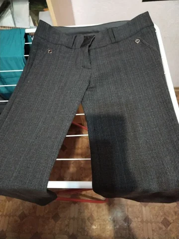 Брюки размер 44 - Головные уборы в Заречный