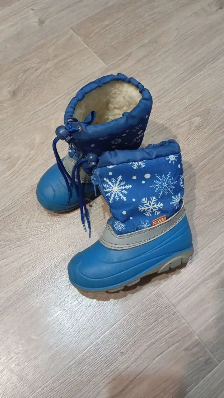 Сапожки детские размер 26 - Детская обувь (Одежда) в Заречный