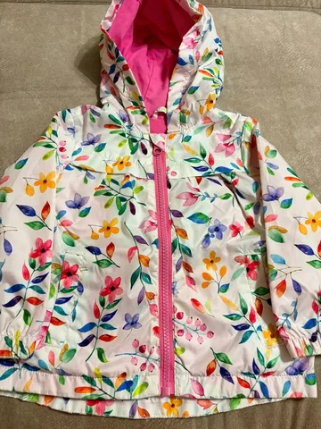 Ветровка на девочку 9-12 месяцев - частное объявление в Заречный