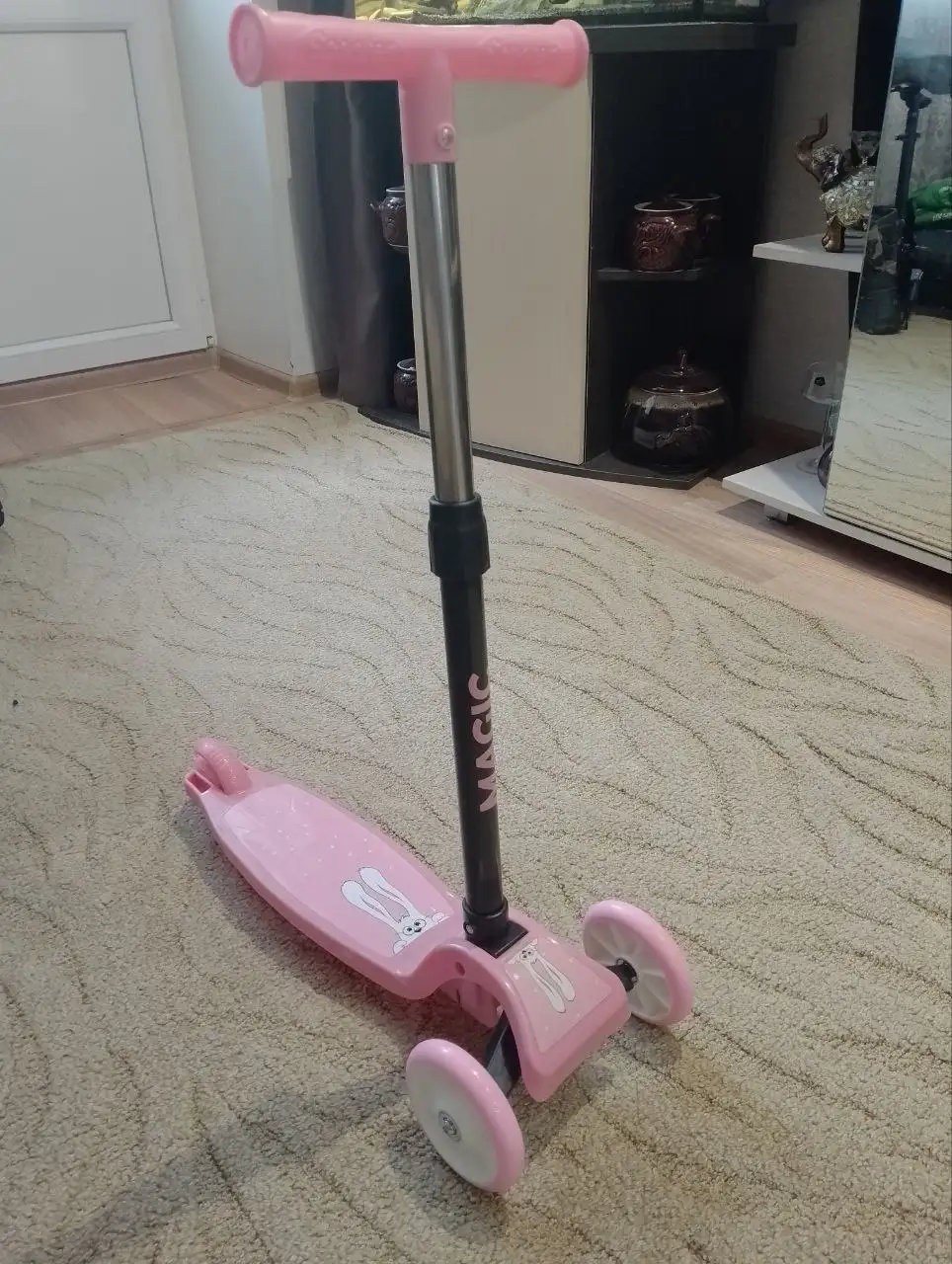 Продам новый самокат с регулируемой ручкой - Спорт и активный отдых (Хобби и отдых) в Заречный