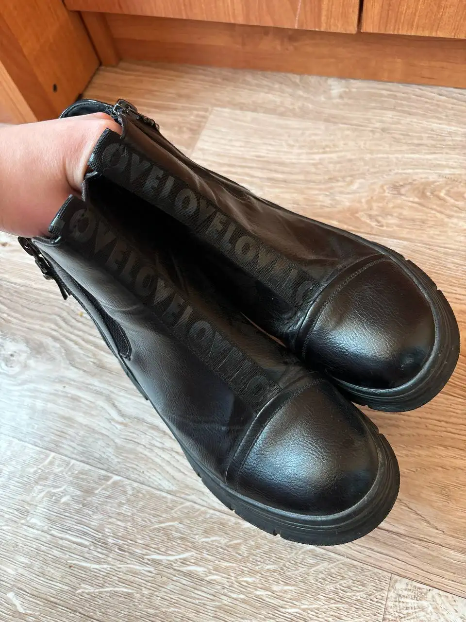 Демисезонные ботинки женские размер 37,5 - Обувь (Одежда) в Заречный