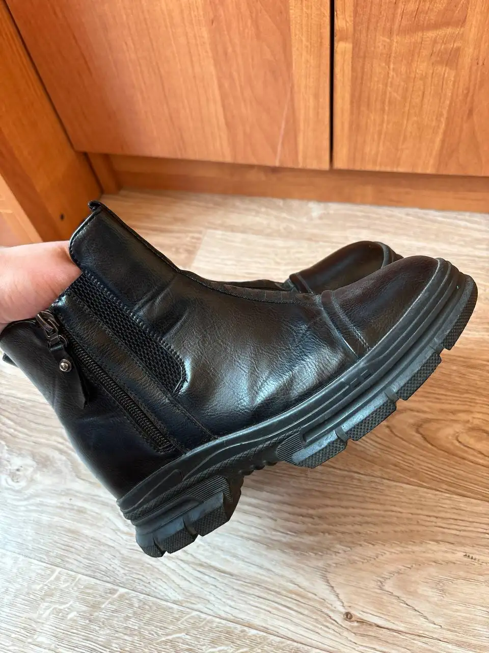 Демисезонные ботинки женские размер 37,5 - Обувь (Одежда) в Заречный