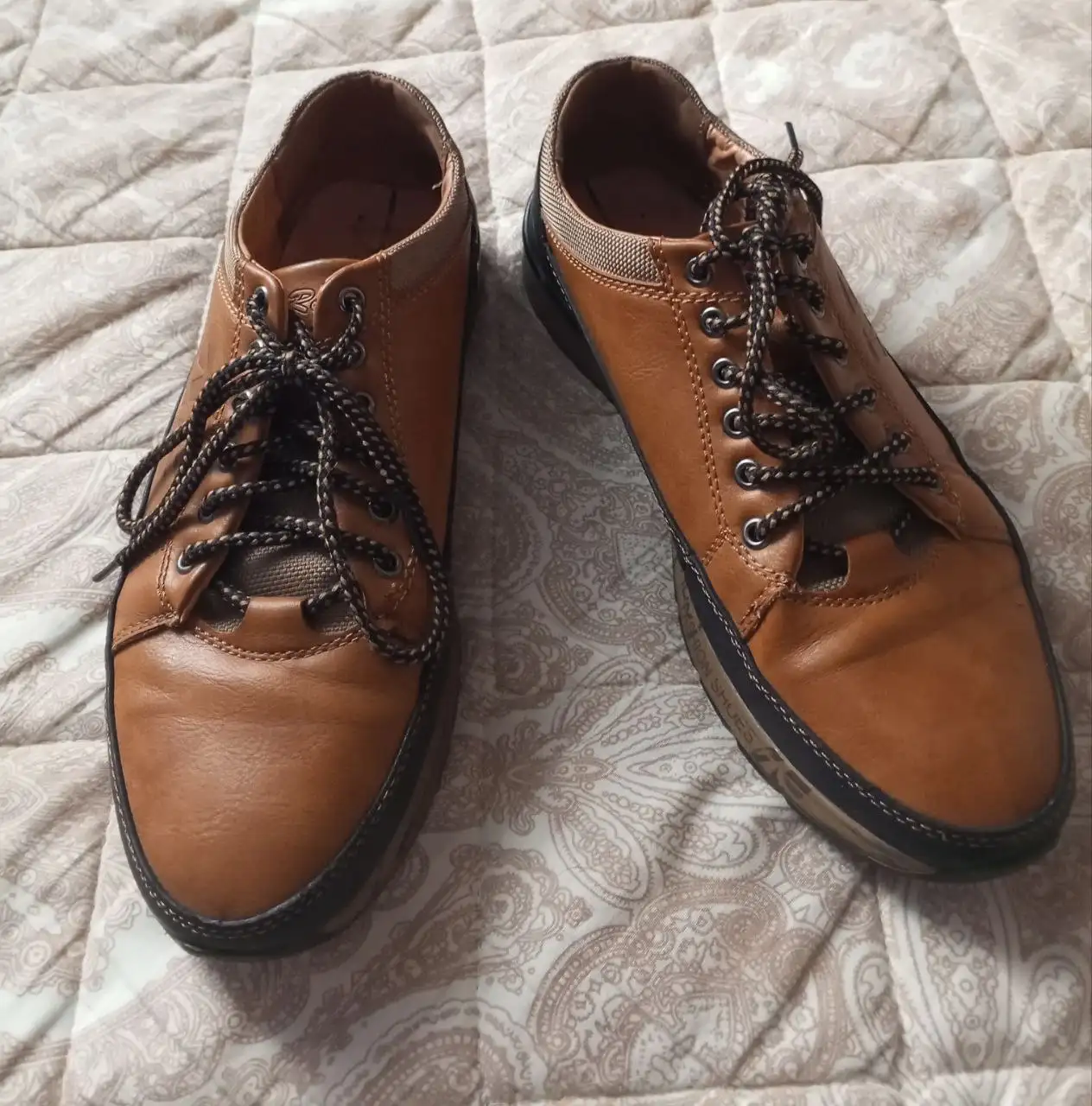 Мужские кроссовки размер 39 - Обувь (Одежда) в Заречный