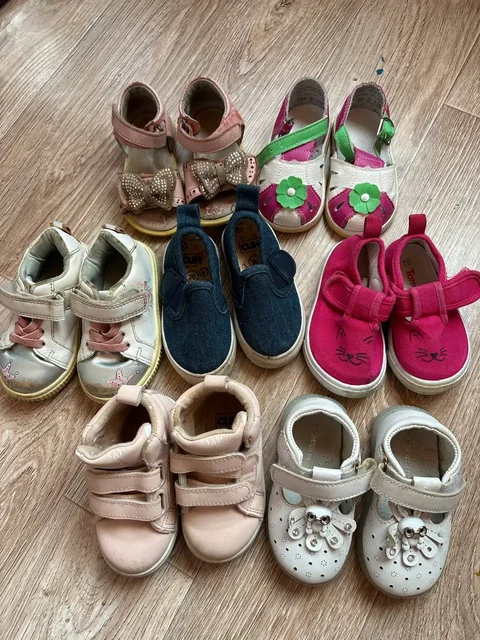 Отдам одежду 20 и 21 размер - Сумки в Заречный