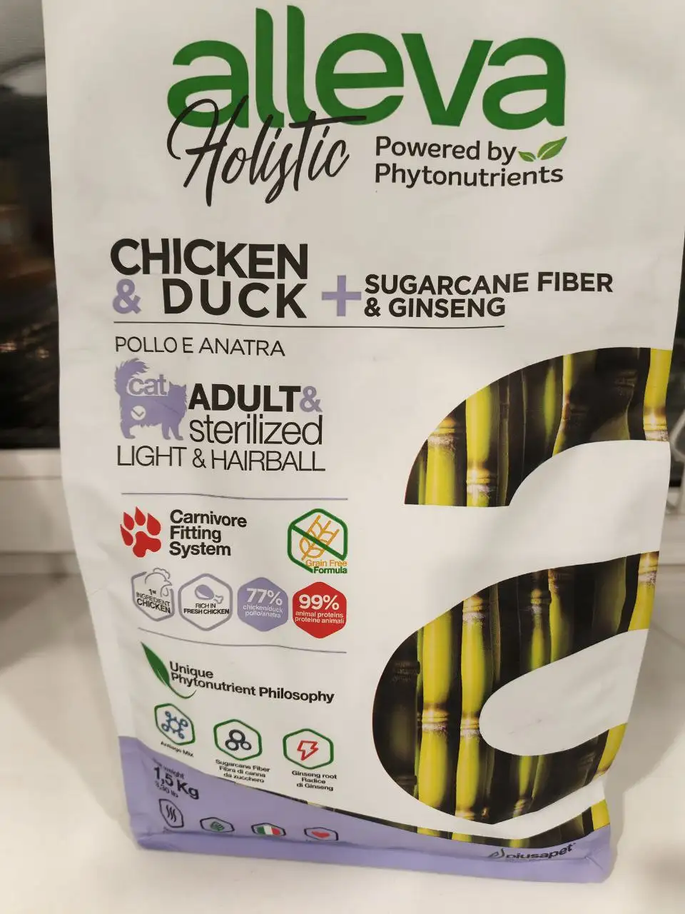 Сухой беззерновой корм для стерилизованных кошек Alleva Holistic с курицей и уткой 1,5 кг - Корм для кошек (Животные) в Заречный