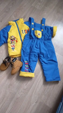 Детский костюм и ботиночки на весну - Коляски в Заречный