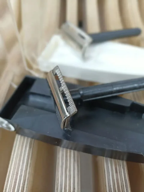 Бритвы новые в добрые руки - Бритвы в Заречный