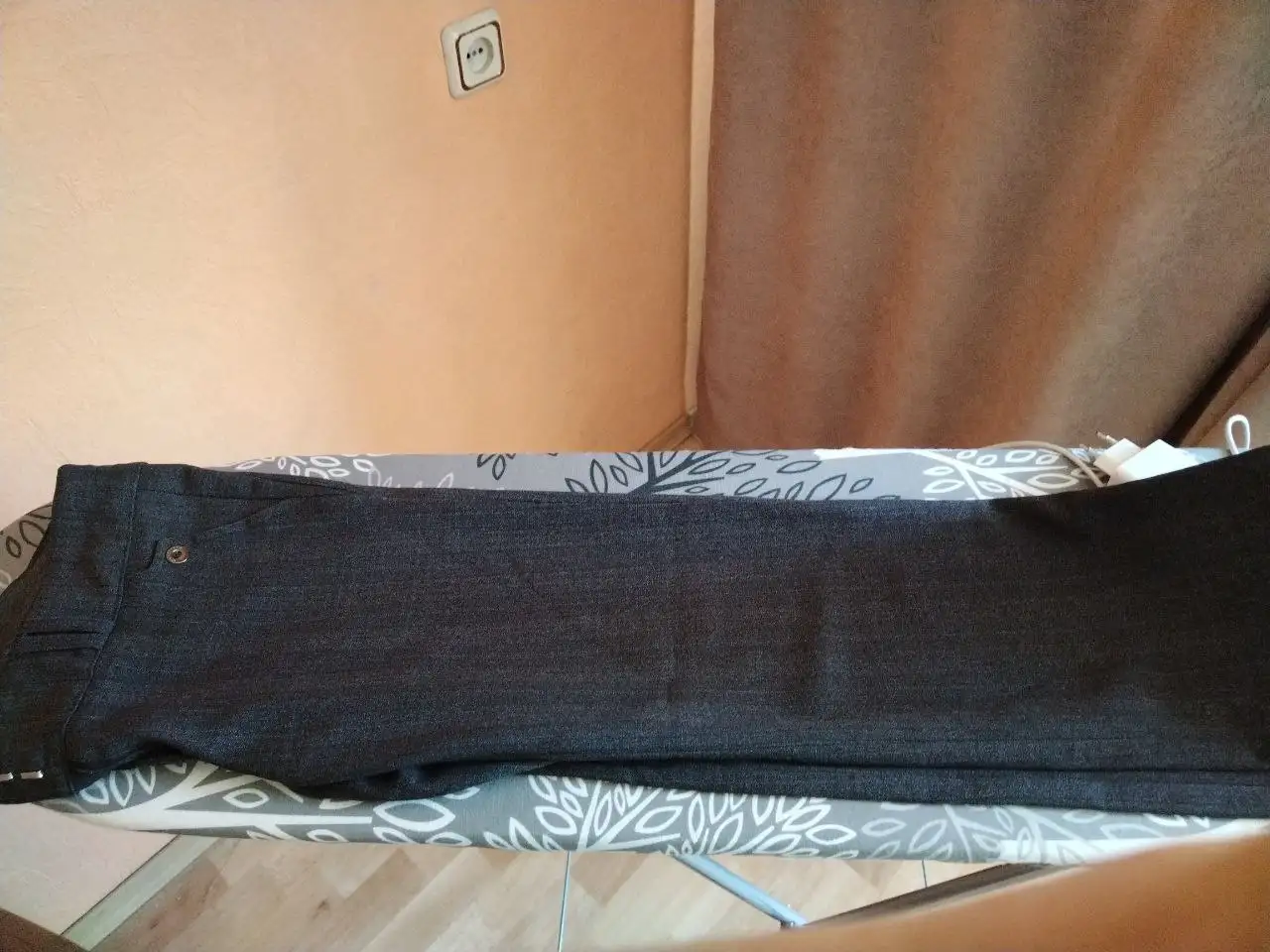 Отдам вещи 44 размера - Одежда в Заречный