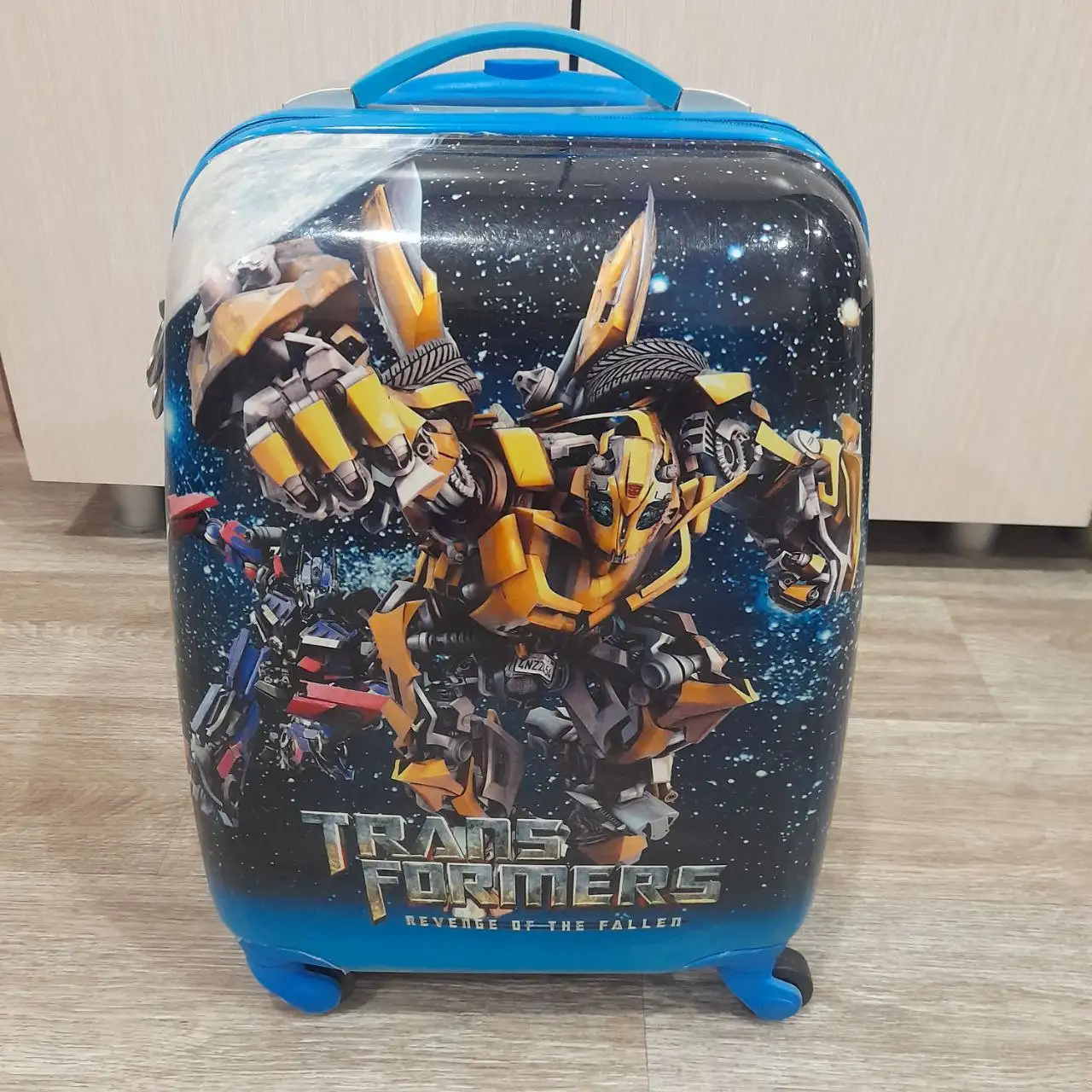 Детский пластиковый чемодан 45*30*20 - Детские сумки и чемоданы (Товары для детей) в Заречный