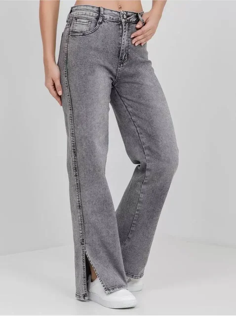 Джинсы - Одежда в Заречный