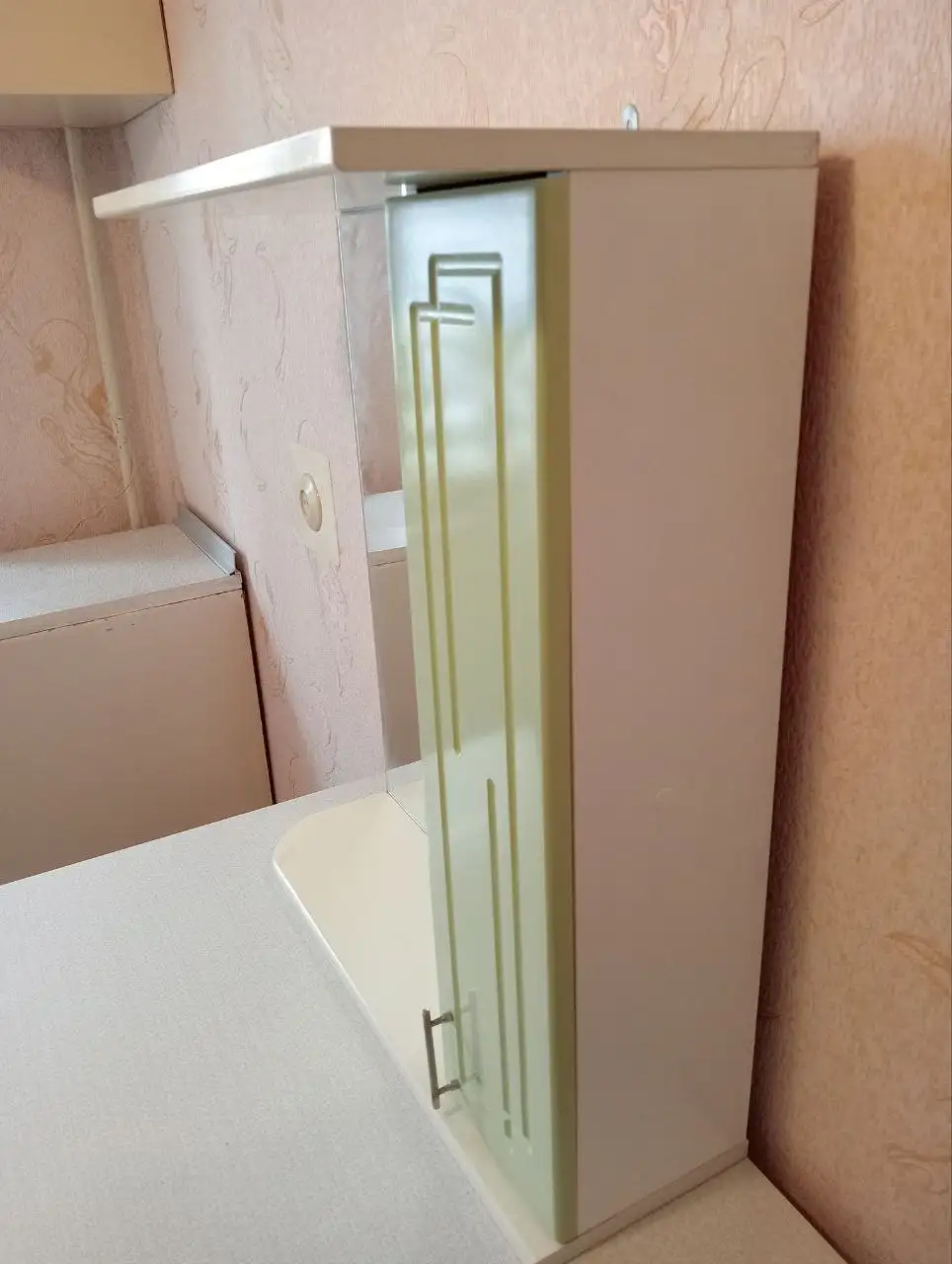 Шкаф с зеркалом для ванной комнаты - Мебель для ванной (Для дома и дачи) в Заречный