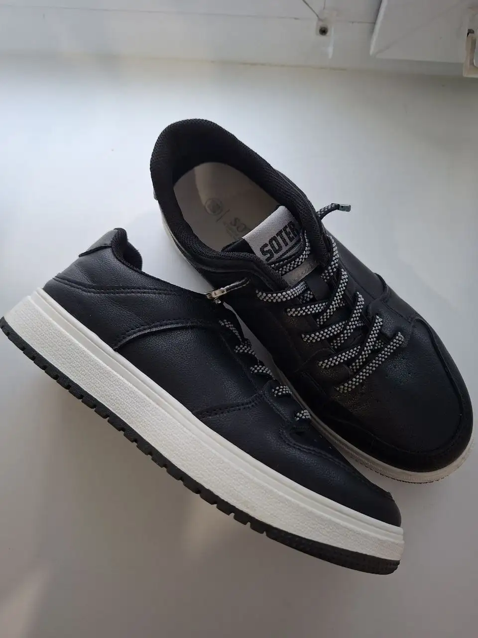 Кеды 35 р. - Обувь (Одежда) в Заречный