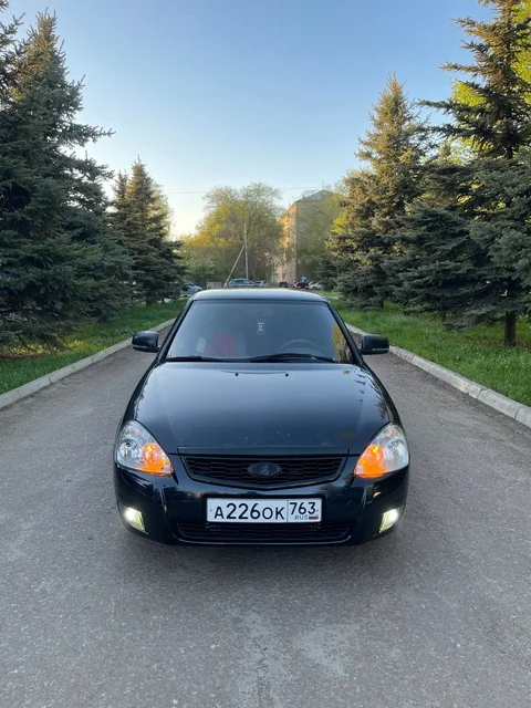 Продам Приору седан 2007 года - Шины и диски в Бузулук