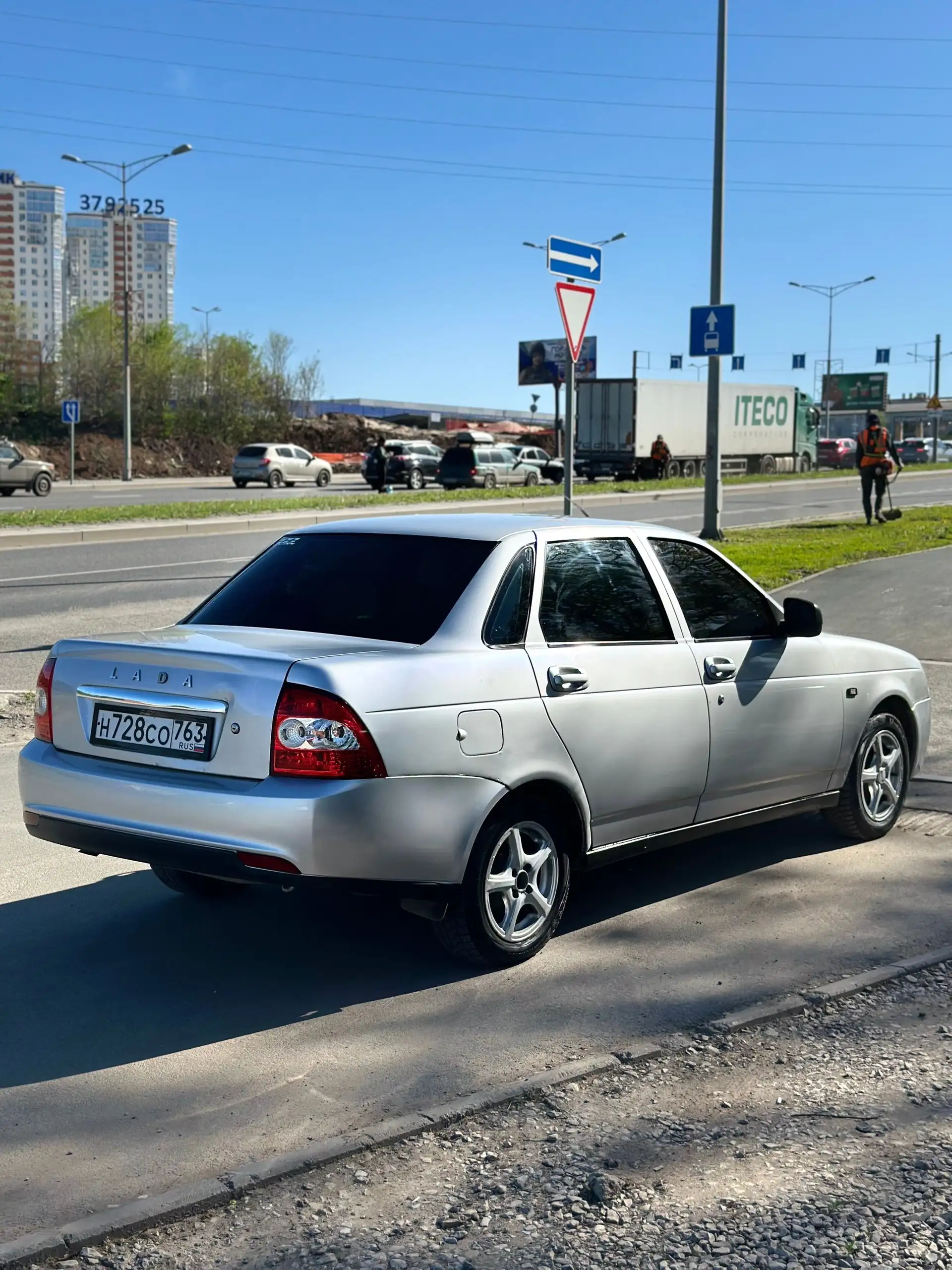 Лада Приора 2013 - Легковые автомобили (Авто) в Самара