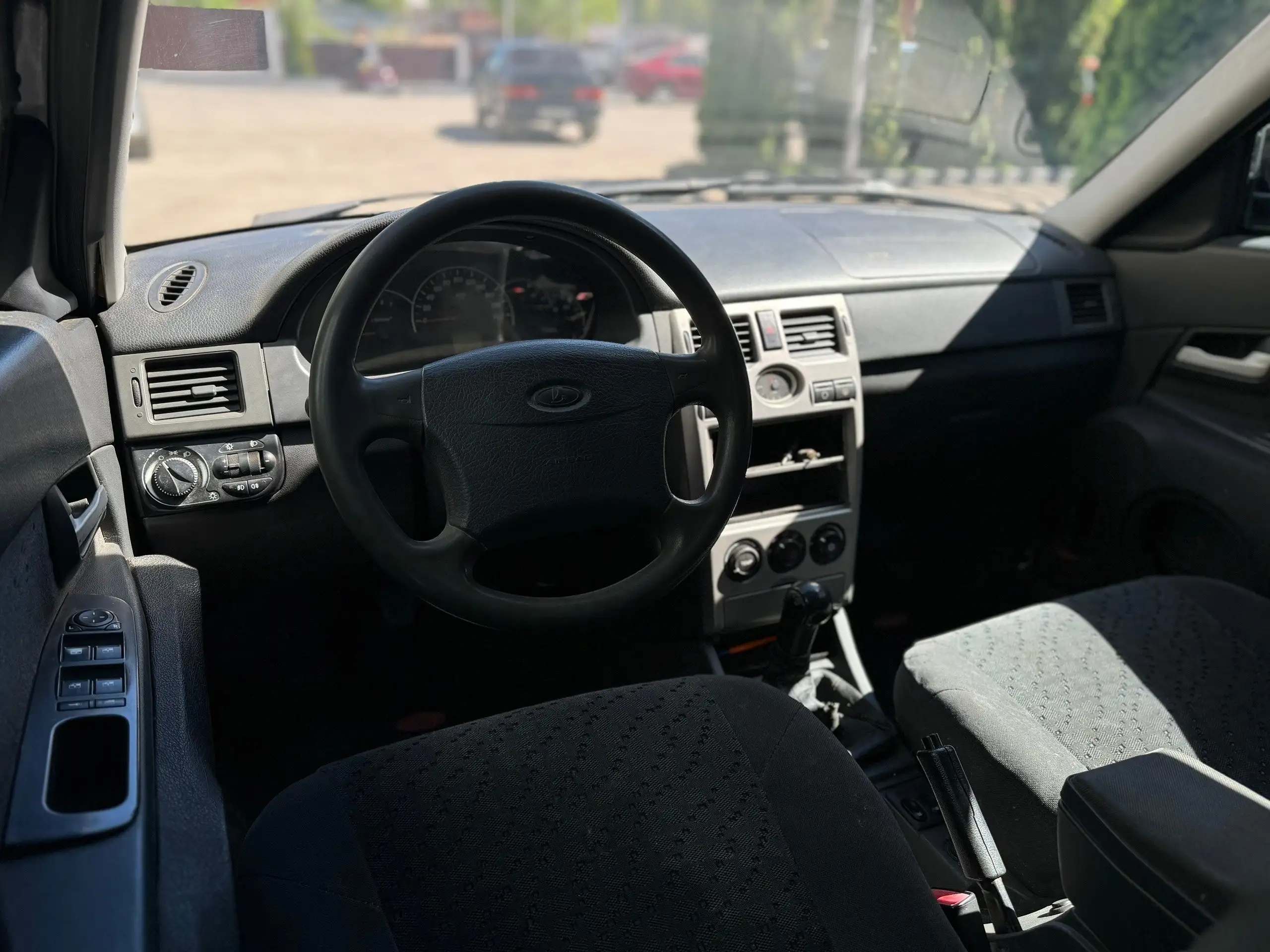 Приора 2009 хэтчбек люкс - Легковые автомобили (Авто) в Тольятти